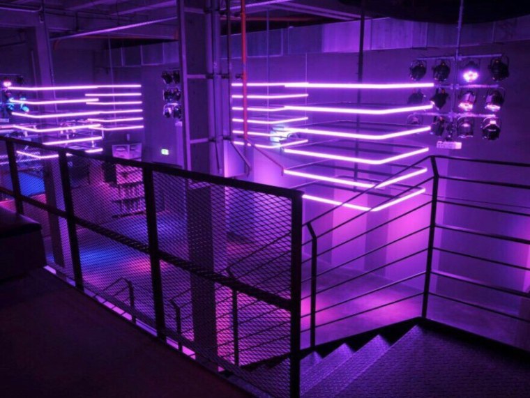 Эстетика фиолетового и голубого цвета