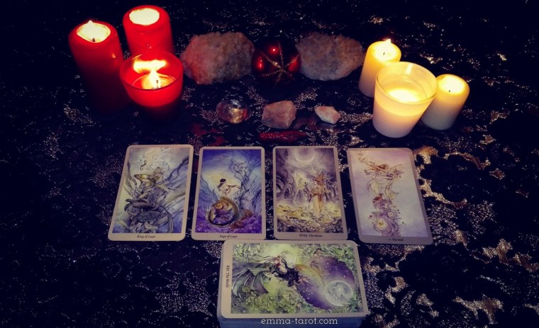 Карты Таро и свечи