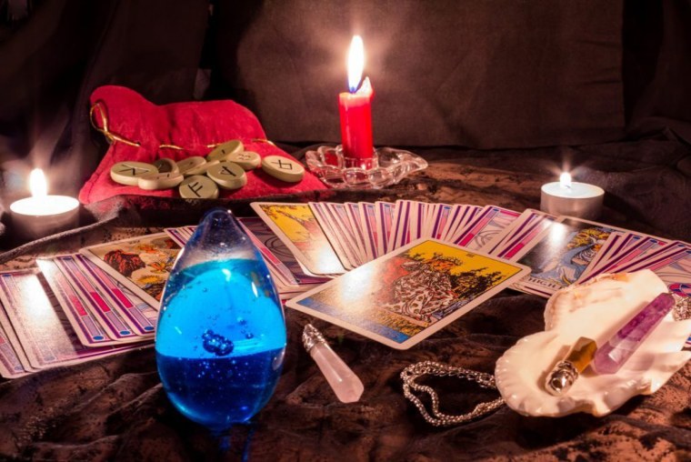 Атрибуты гадалки