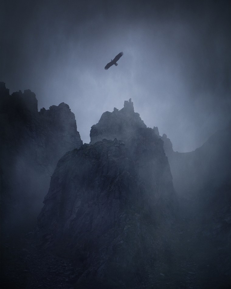 Мрачный обрыв