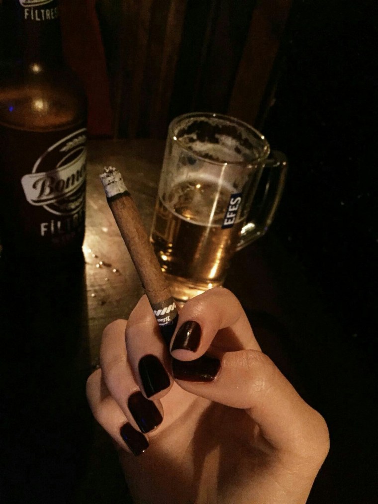 Алкоголь Эстетика в руках