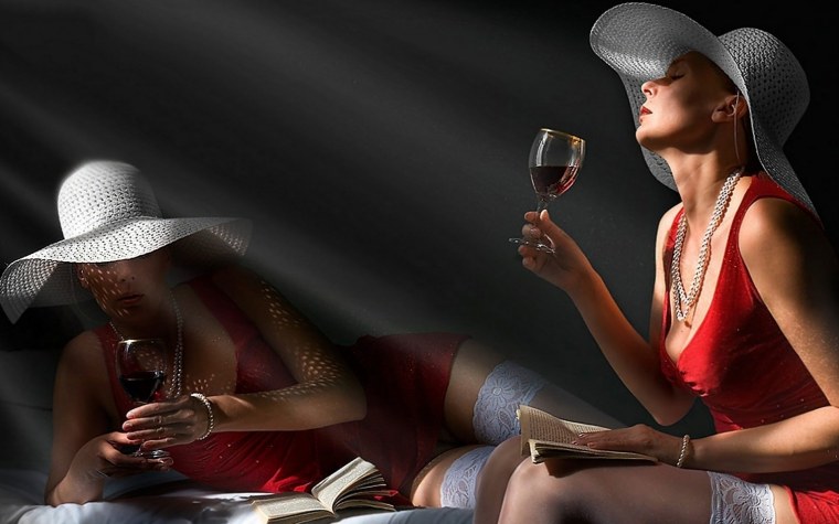 Мужчина и женщина в шляпах