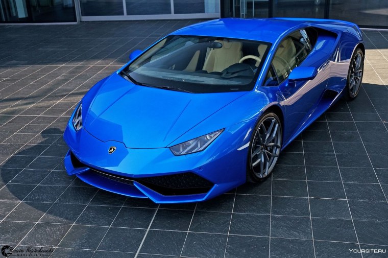 Синий Ламборгини Хуракан