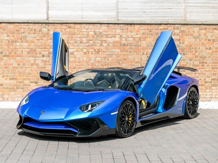 Рахим синий Ламборгини