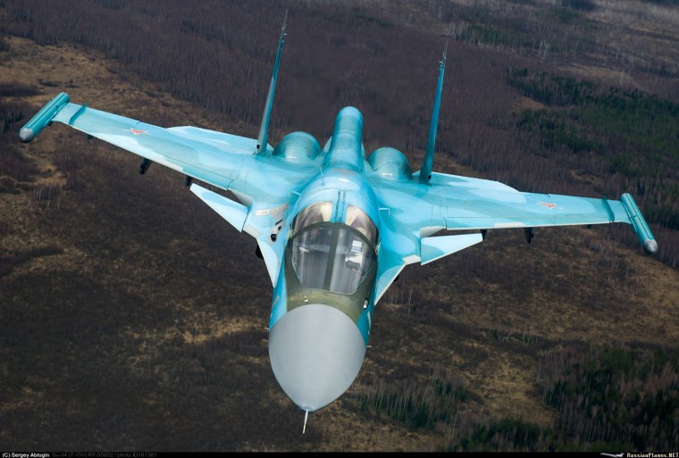 Су-34 вид спереди