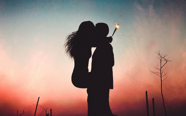 Силуэты влюбленных