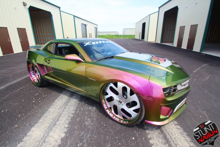 Шевроле Камаро хамелеон