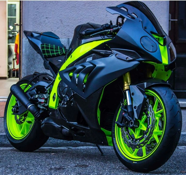 Дукати Корса 899