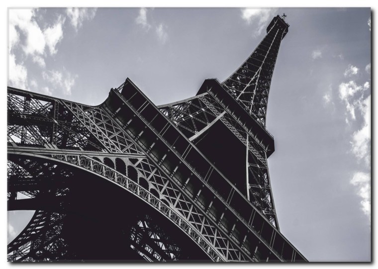 Эйфелева башня (г. Париж)