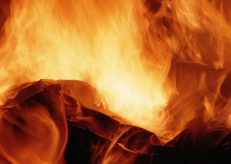 Горящий фон