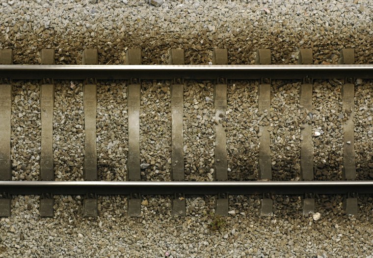 Фон рельс сбоку станции