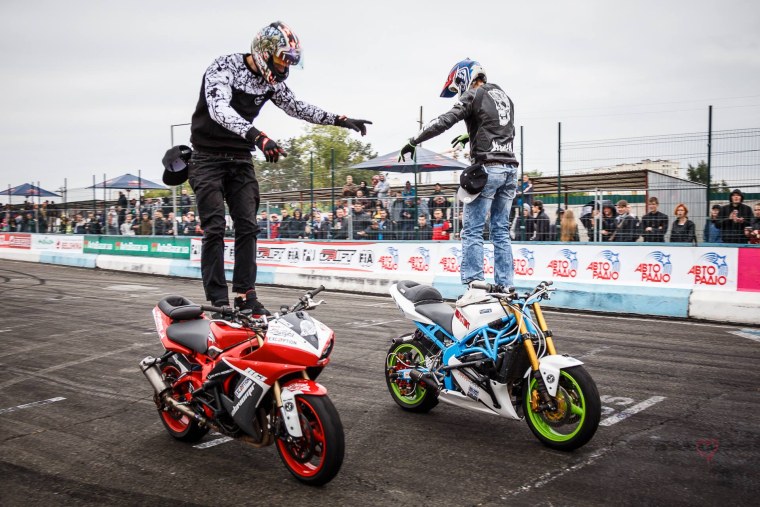 Мото жгут резину