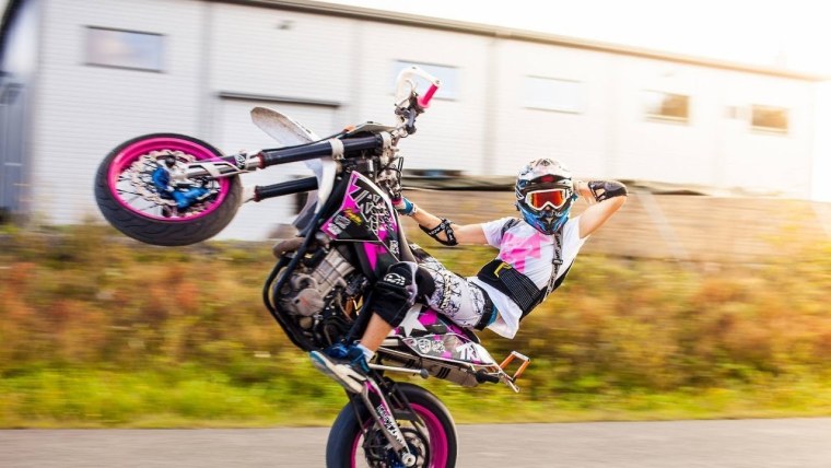 Мотард стант