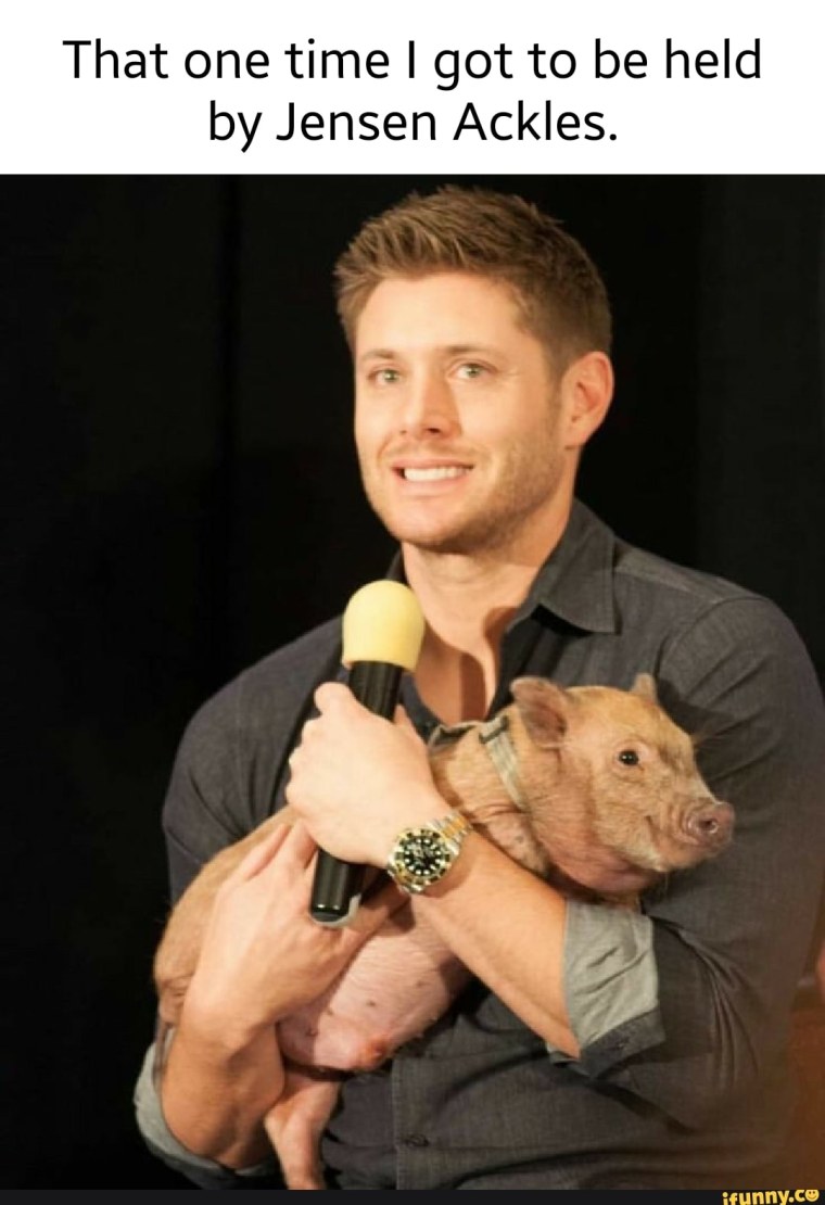 Дженсен Эклз с собакой