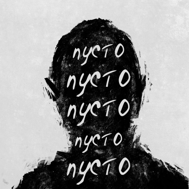 Фнадмипи на черном фоене