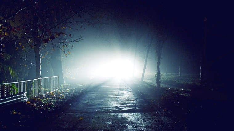 Туман ночью