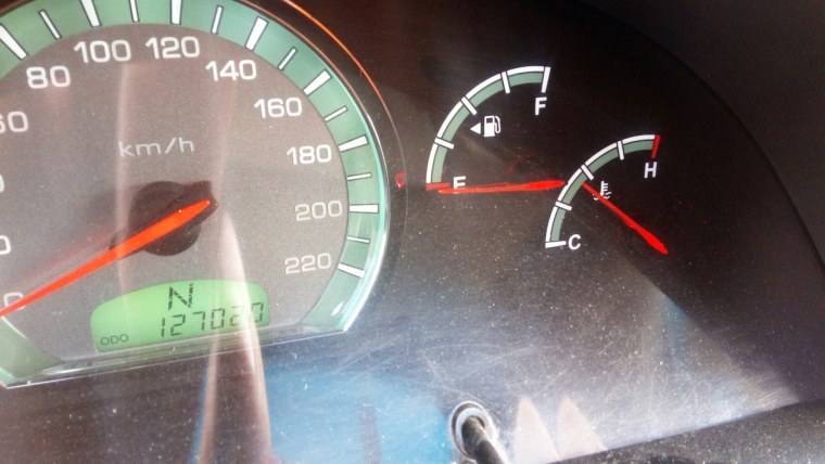 Нет бензина значок