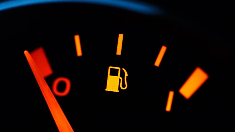 Индикатор топлива в машине