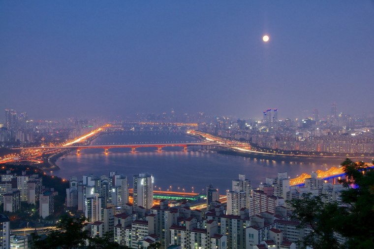 Сеул Эстетика неон