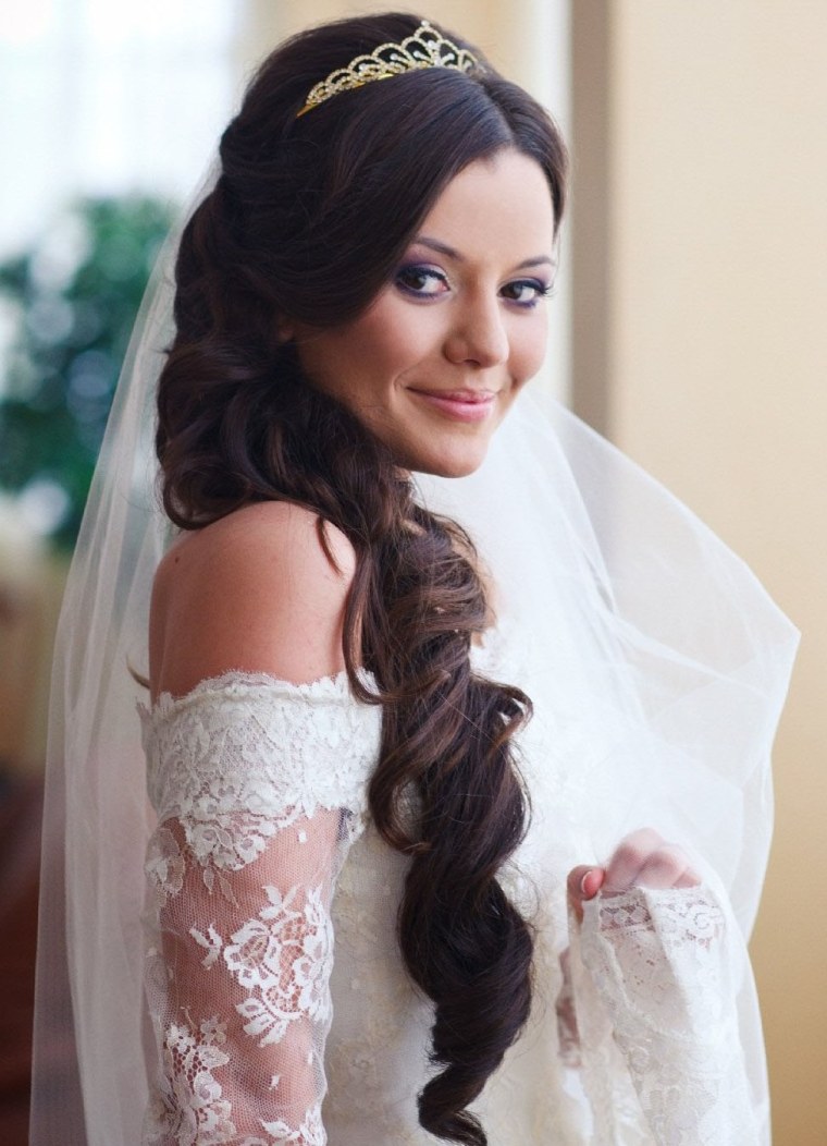 Свадебные прически с фатой