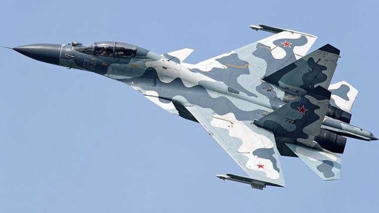 Истребитель черно белый