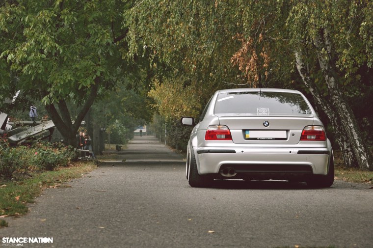 BMW m5 e39 stance
