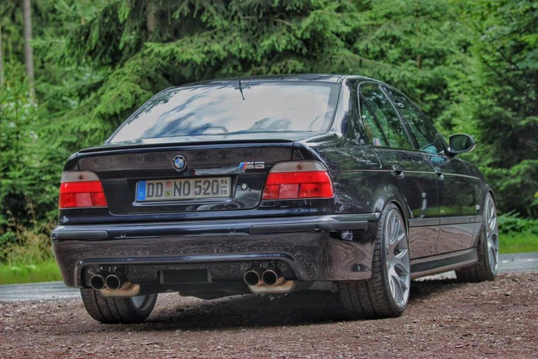 BMW m5 e39 Black