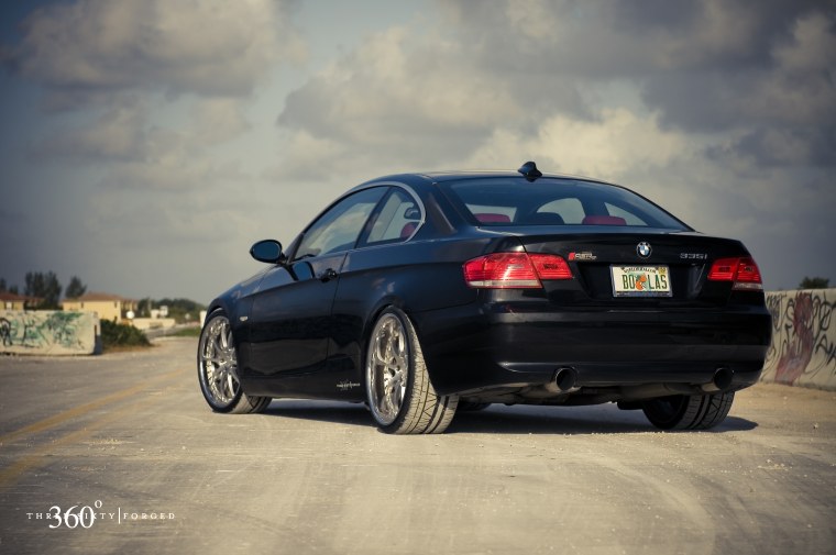 БМВ e65 черная