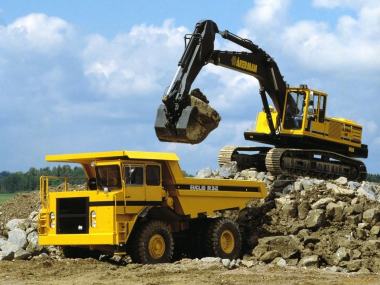 Машины на стройке