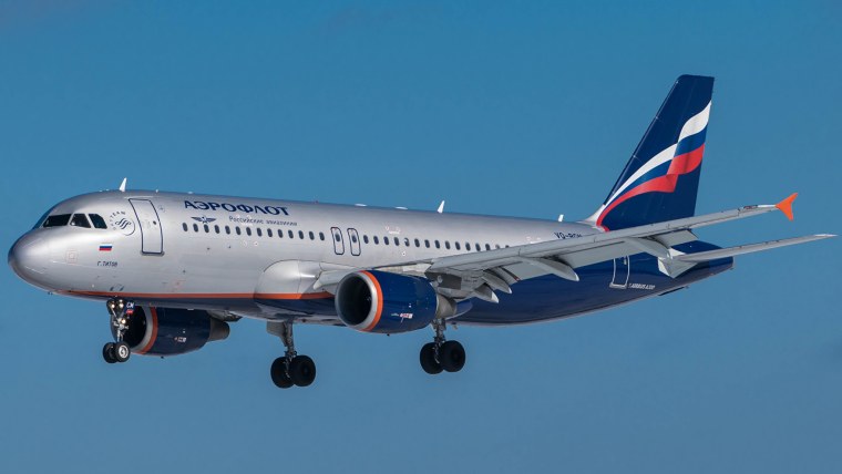 Самолет пассажирский Airbus a320
