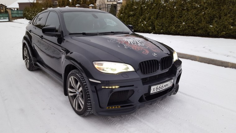 БМВ Икс 6 е71