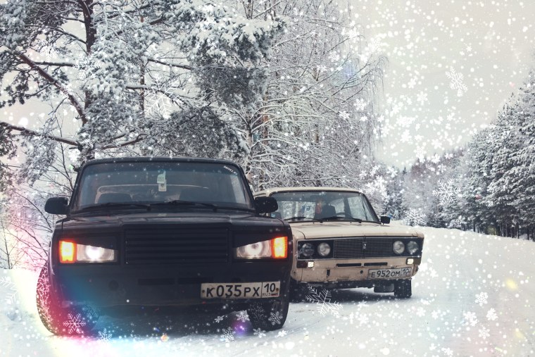 ВАЗ 2107 черная зима