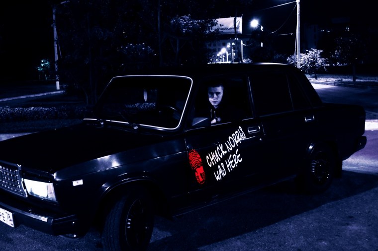 ВАЗ 2107 черный ночью