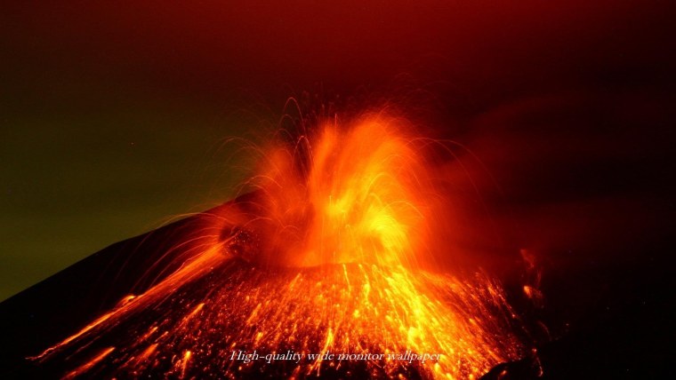 Извержение вулкана 4к