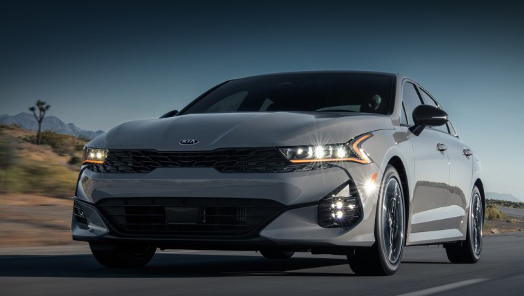 Kia Optima k5 2020 4к