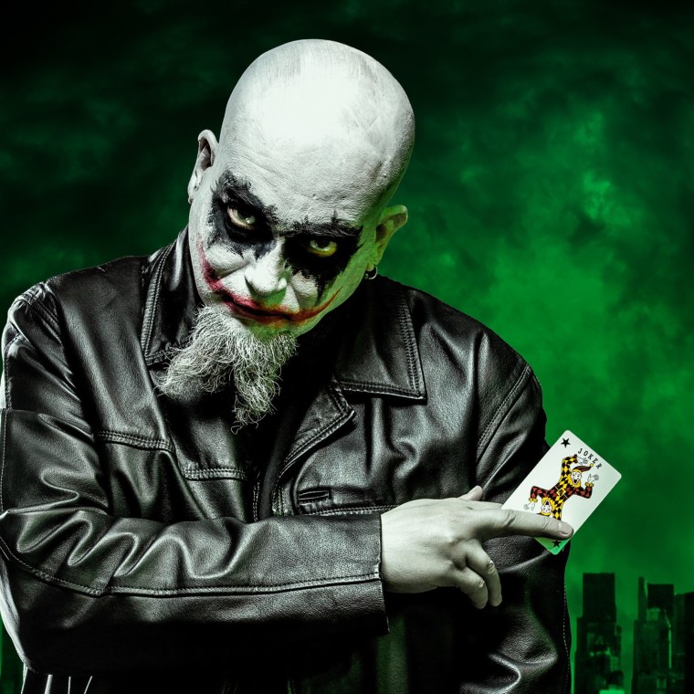 Зловещая улыбка