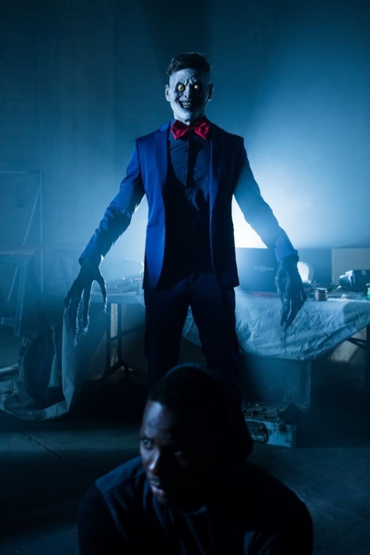 Джон Кьюсак мобильник