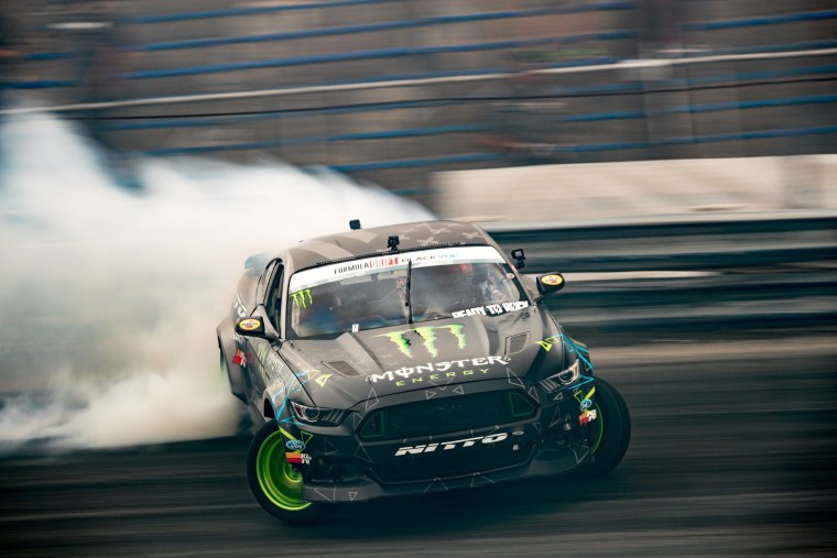 Мустанг БК Расинг дрифт