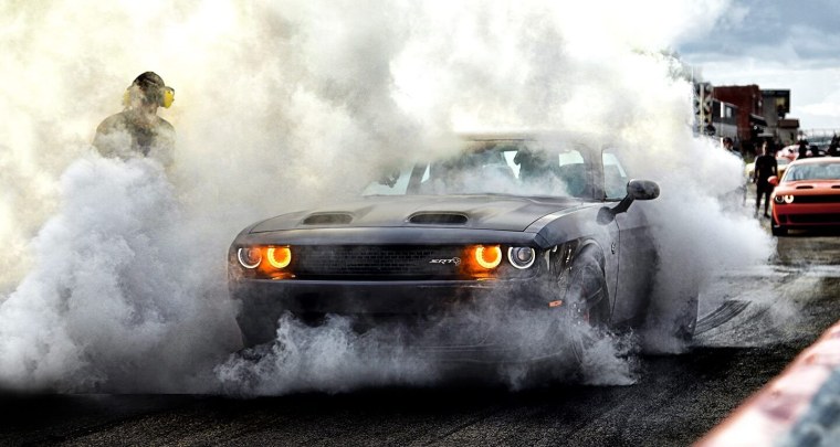 Dodge Challenger бернаут