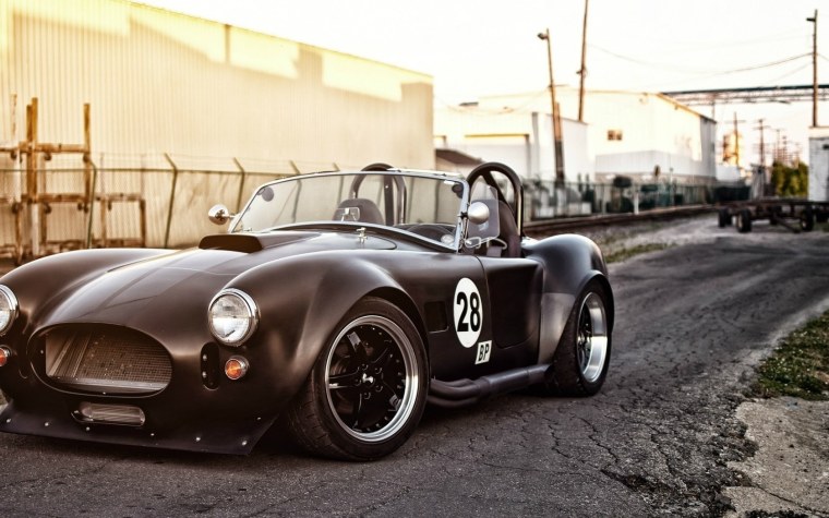 Спорткар Шелби Кобра