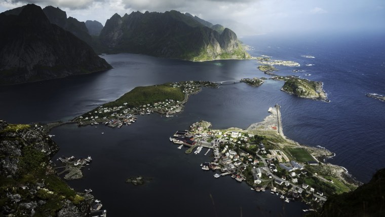 Самый большой остров в Микронезии