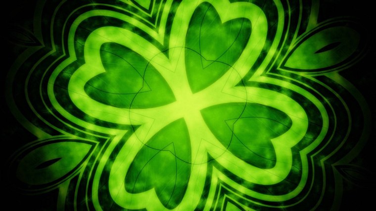 Четырехлистный Клевер поле