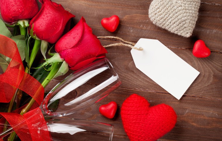 Любовная записка и роза