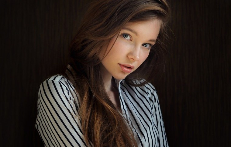 Француженка Тилан Блондо