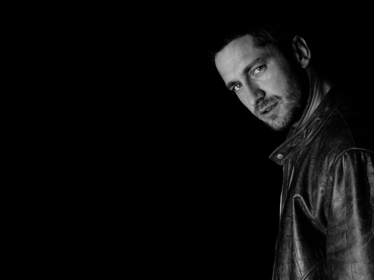 Джерард Батлер 2022