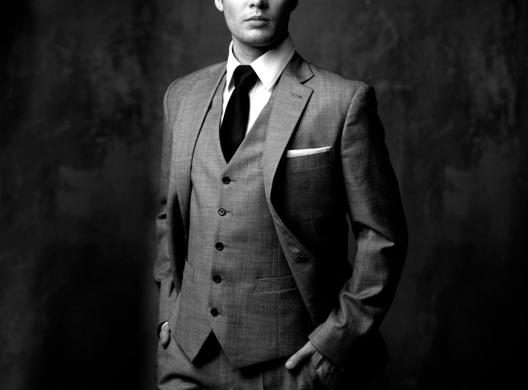 Мужчина в костюме