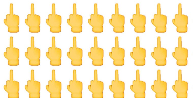 Средний палец много