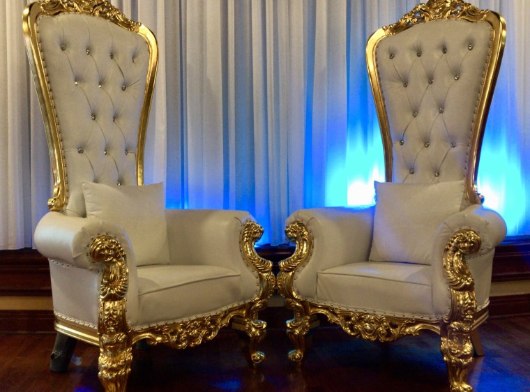 Кресло трон шикарное