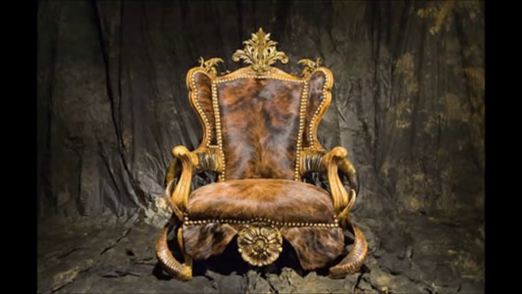 Кресло в замке