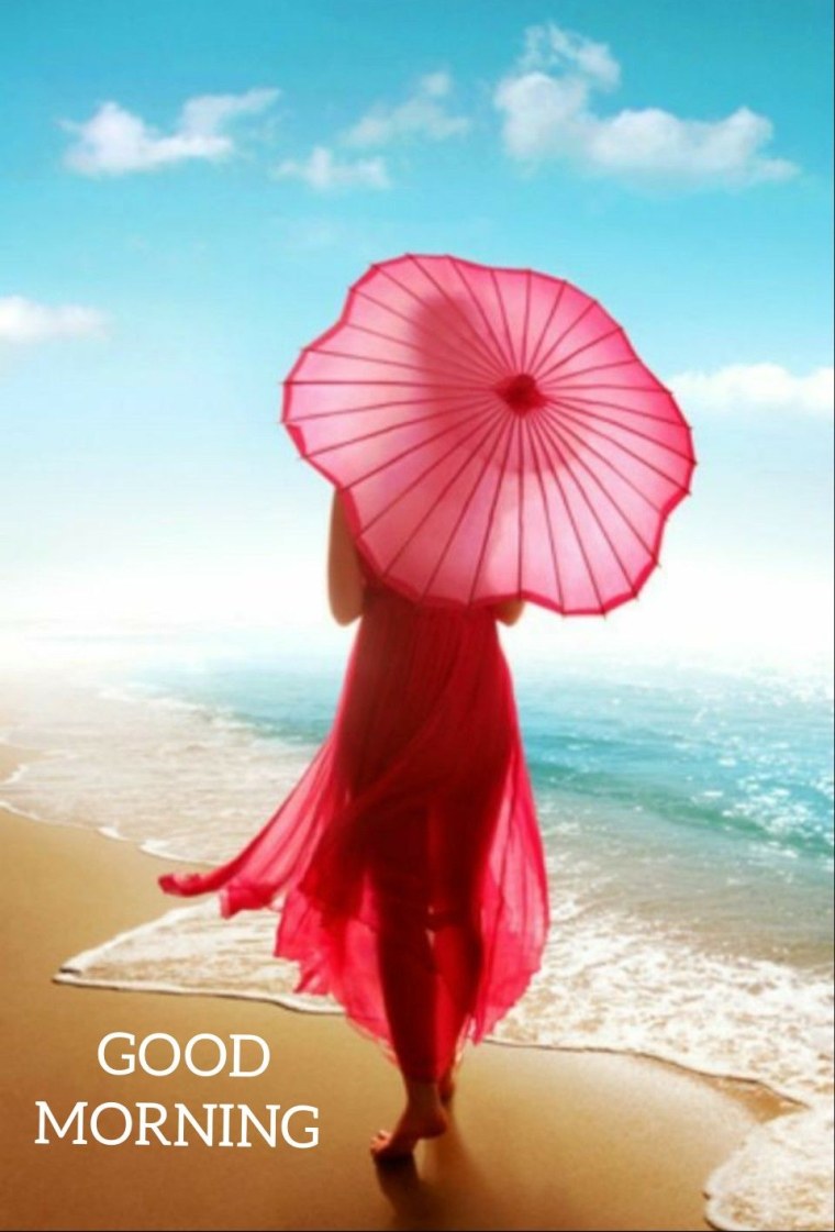 Девушка с зонтиком от солнца